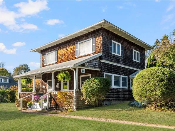 65 Coronado St, Jamestown, RI 02835