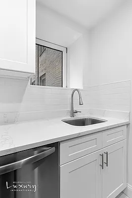 Sold by Keller Williams NYC | media 11