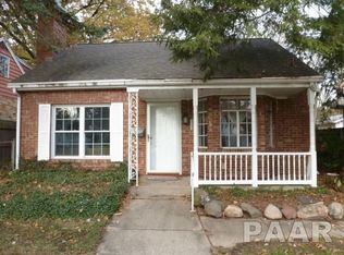 1105 E Seneca Pl, Peoria, IL