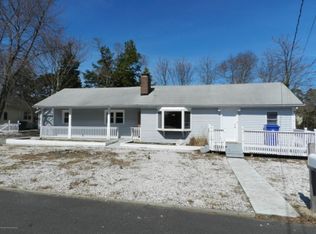 96 Pinewood Rd, Toms River, NJ 08753