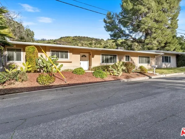 14905 Jadestone Dr, Sherman Oaks, CA 91403