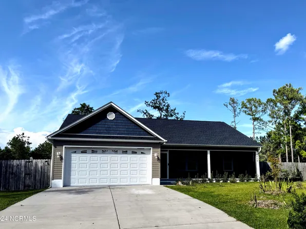 3040 Pine Hill Drive SW, Shallotte, NC 28470