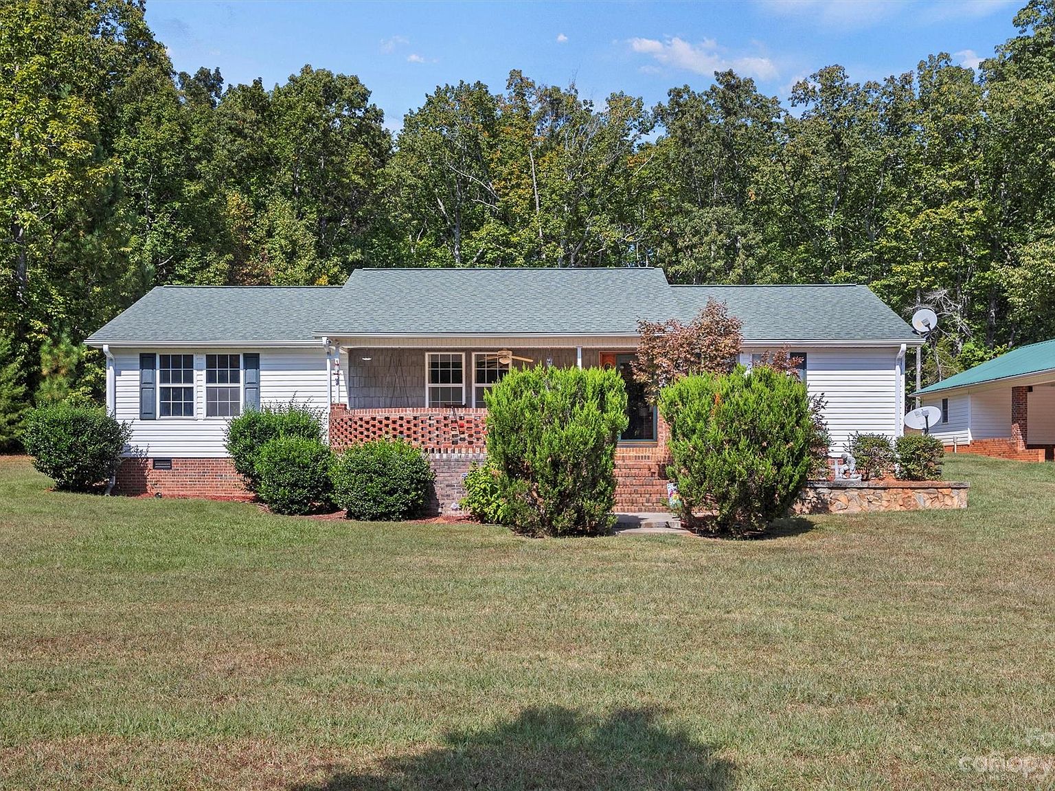 1976 Lawrence Rd, Clover, SC 29710 Zillow