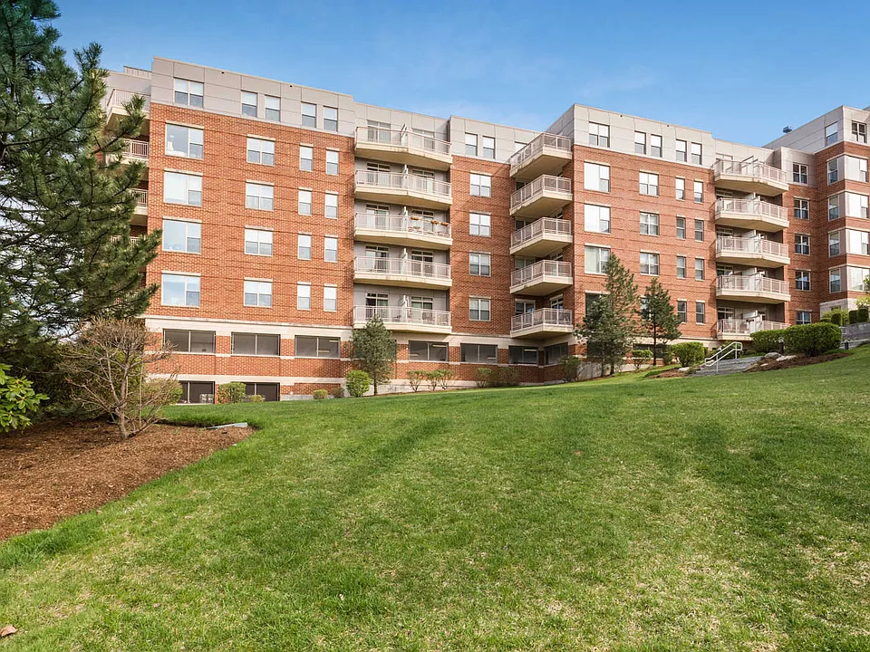 Longview Place Apartments