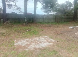 58 Emily Ln, Bladenboro, NC 28320