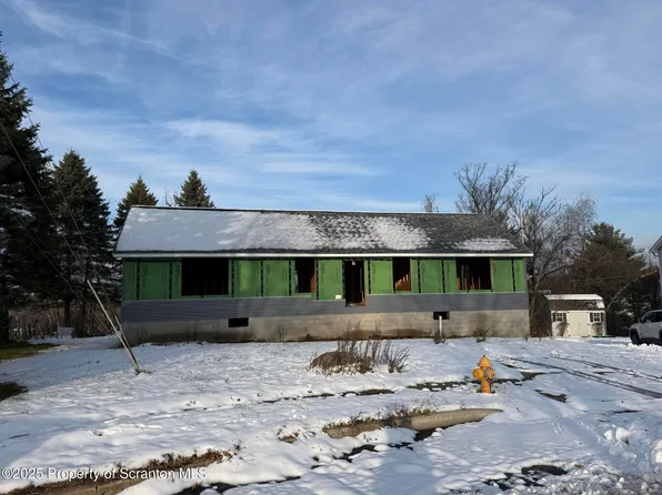 2218 Cedar Ave, Scranton, PA 18505