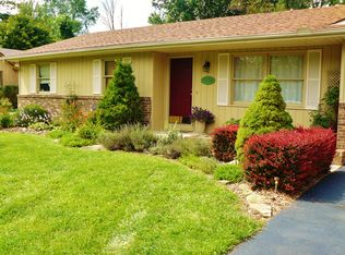 2536 Sterns Rd, Lambertville, MI 48144