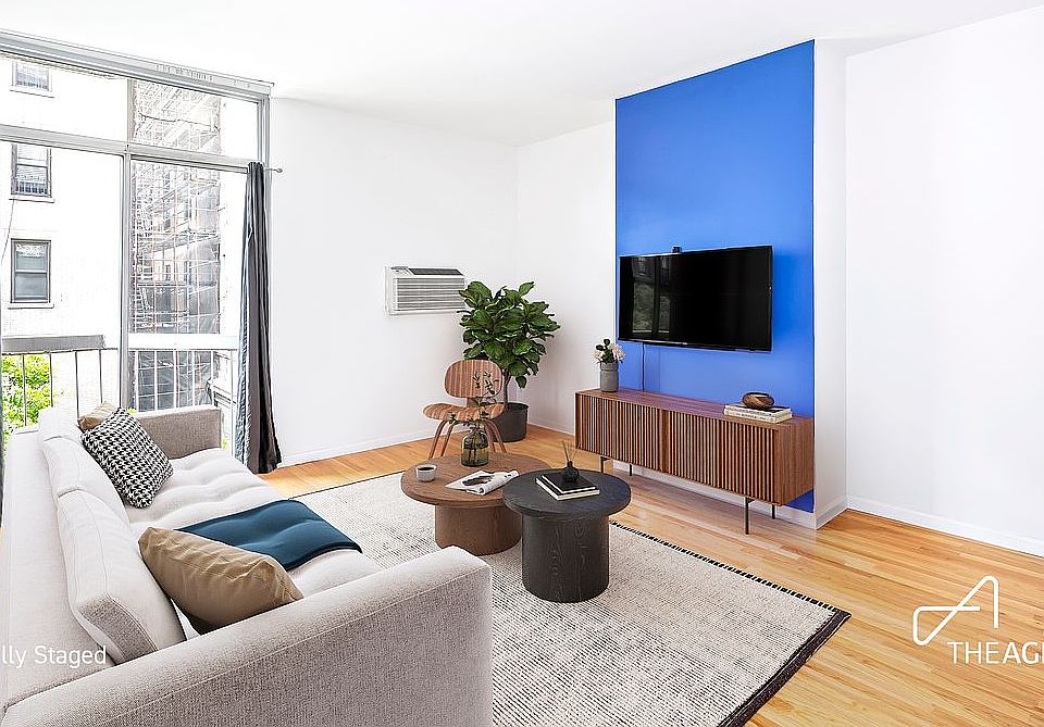 1st image of 184 Thompson St APT 3F