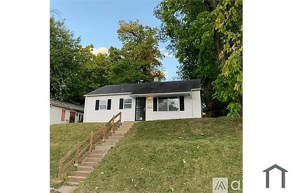 Building Photo - 5574 Era Ave
