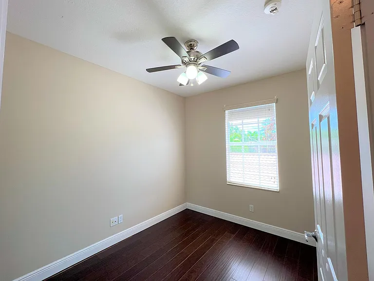 3368 Greenway Dr — Photo 19
