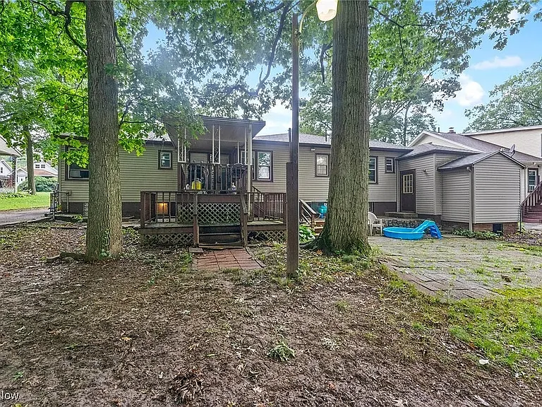 151 Park Ave — Photo 21