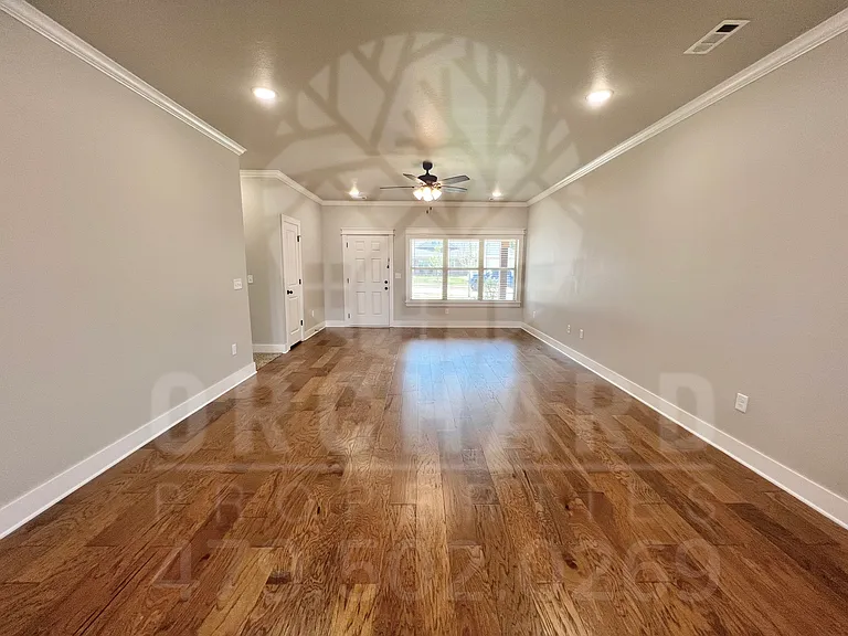 528 Bradford Dr #A — Photo 3
