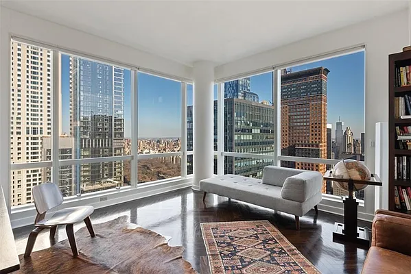 Rented by Ostrov Realty Group | media 11