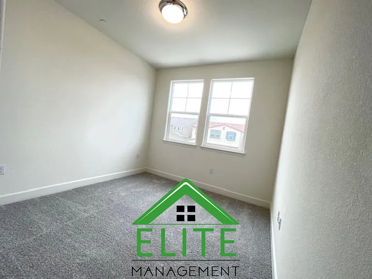 5742 Harveston Way — Photo 17