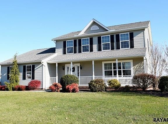3rd image of 4506 Skyview Dr