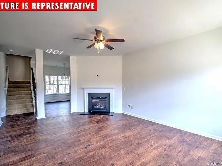 154 Calderdale Ln — Photo 2