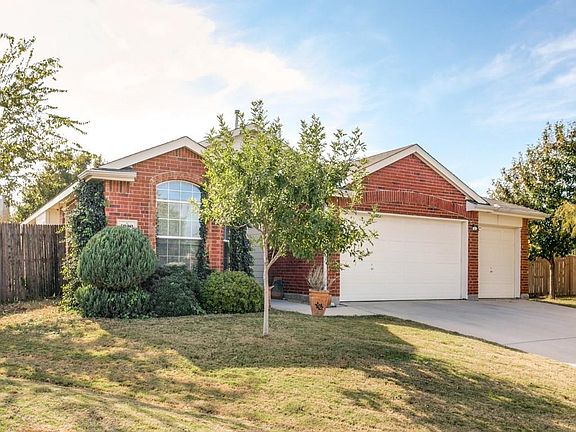 2nd image of 1000 Swan Cir