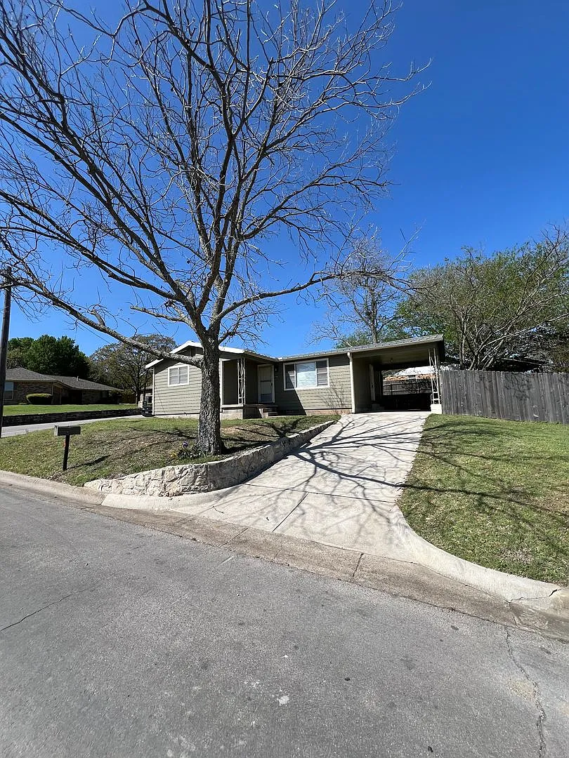 1106 Foster Ln., Weatherford, TX 76086 — Photo 1