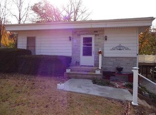8 Hadfield Ln, Caseyville, IL