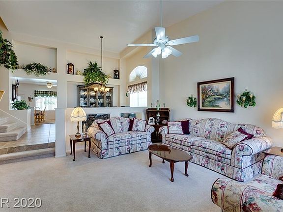 5th image of 6575 Tulip Garden Dr