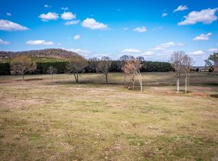 4 Grandview Rd, Center Ridge, AR 72027