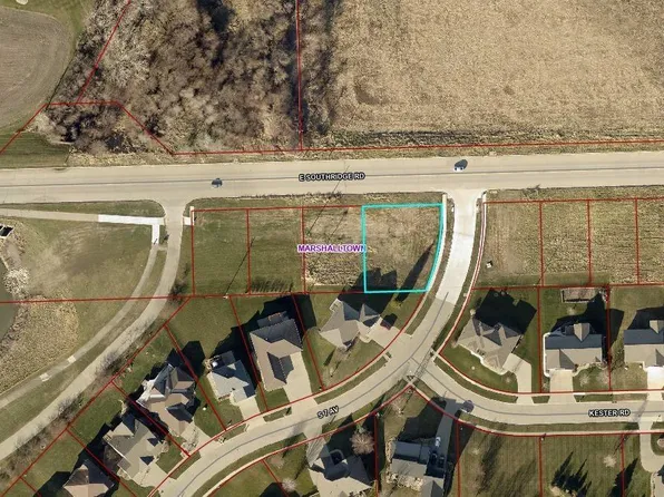 903 E Southridge Rd, Marshalltown, IA 50158