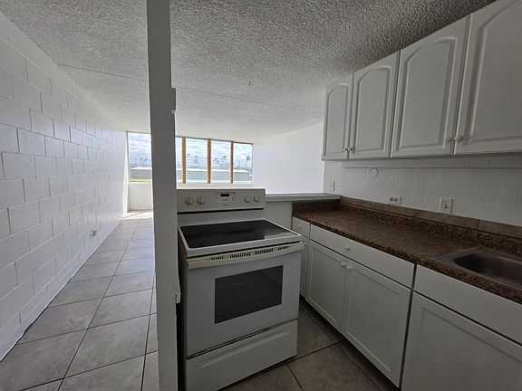 3rd image of 111 Kahului Beach Rd APT B306