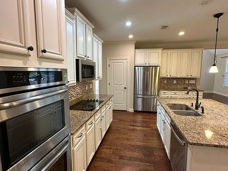7294 Old South Dr — Photo 11