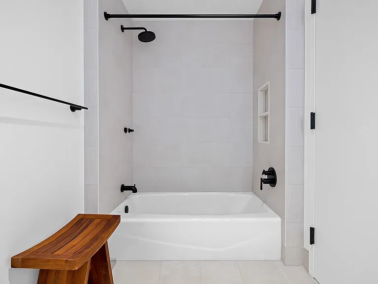 500 Degraw St #417 — Photo 7