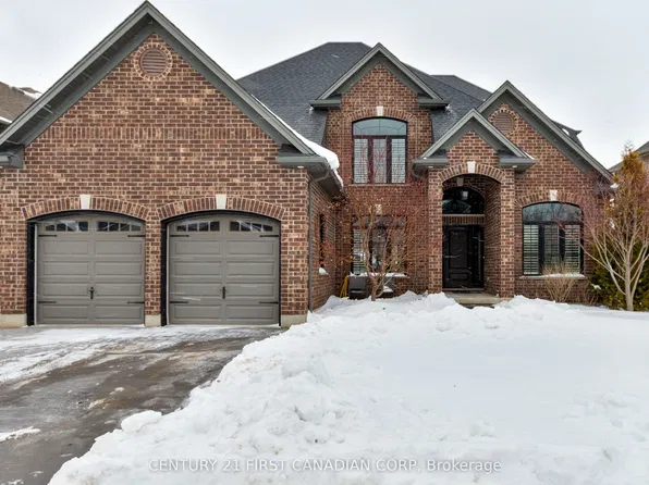 558 Eclipse Walk, London, ON N5X 0J9