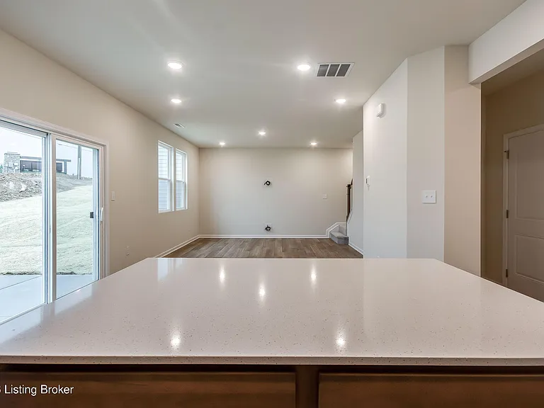 16956 Aiken Ridge Cir — Photo 32