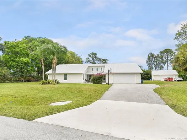 2061 SW Perry Ter, Stuart, FL 34997