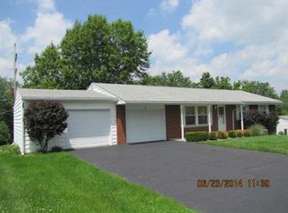 27 Hilltop Dr, Mount Vernon, OH 43050