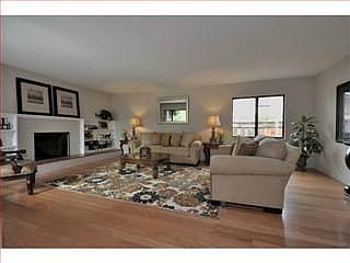 2nd image of 517 Los Ninos Way
