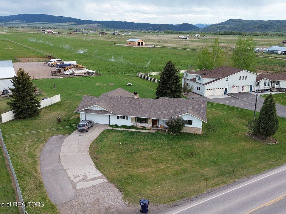1st image of 10996 Highway 238