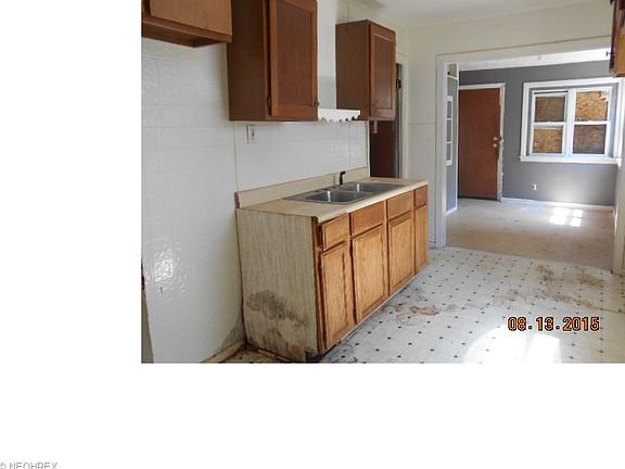 5th image of 983 Nome Ave