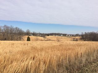 2 Oakwood Church Rd, Cedar Hill, TN 37032