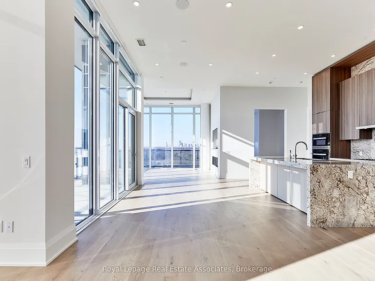 21 Park St E #1803 — Photo 9