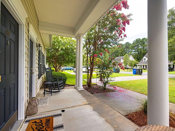 2nd image of 4820 Habersham Ln