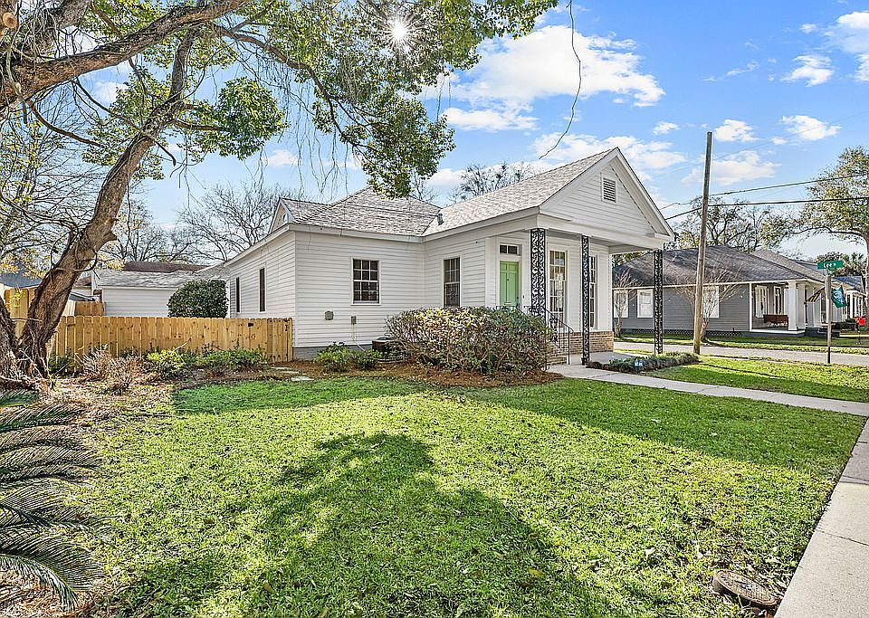 1st image of 1461 Brown St