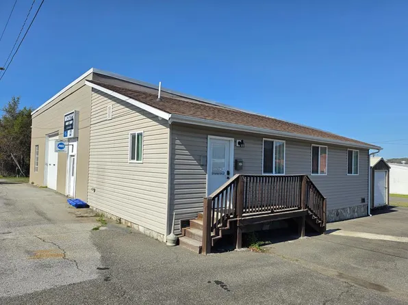 310 W Oldtown St, Galax, VA 24333