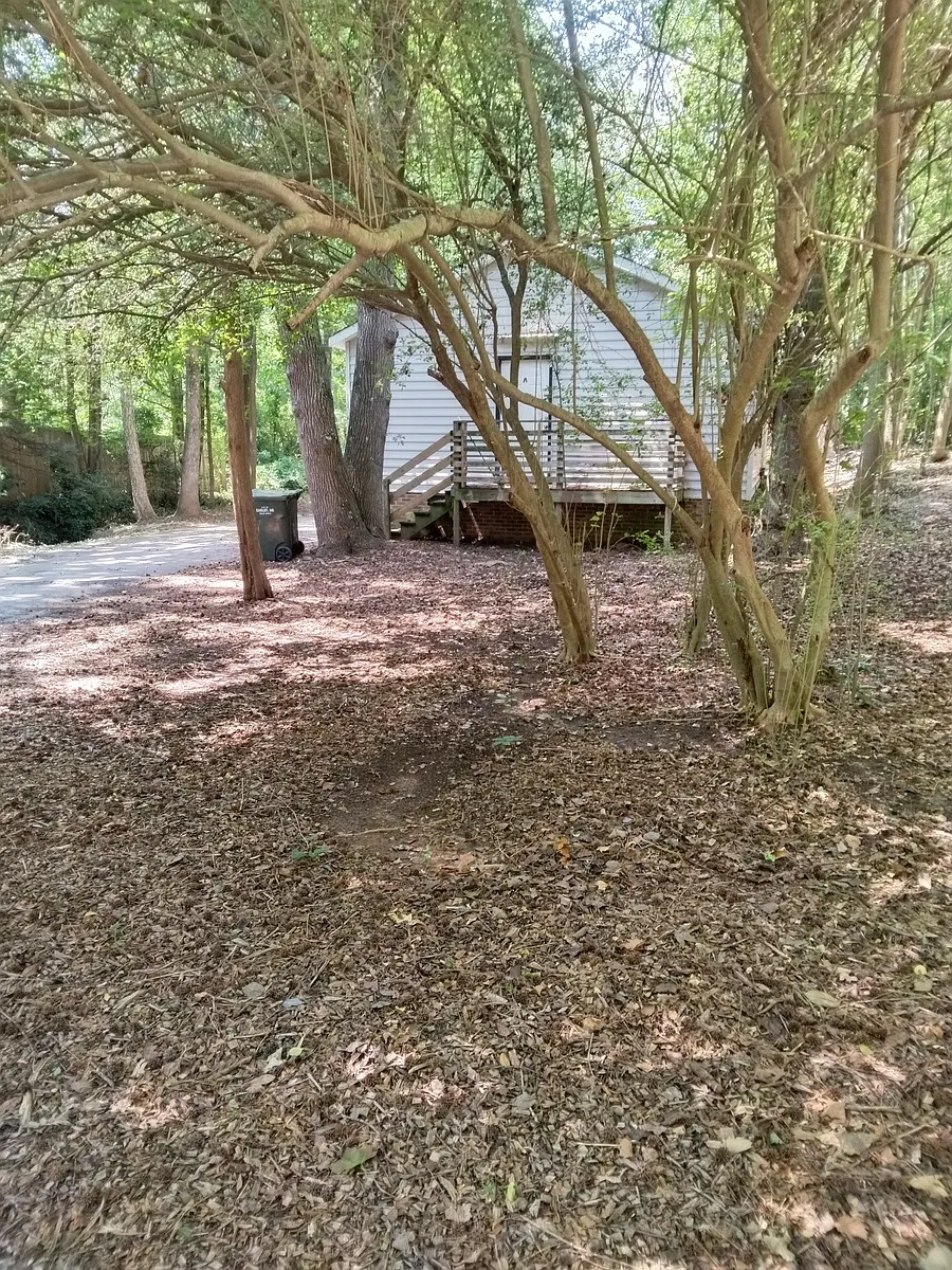 Building Photo - Brookway Dr