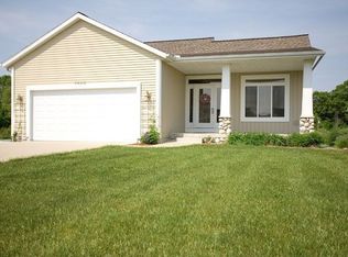 7449 Katie Ln, Hudsonville, MI 49426