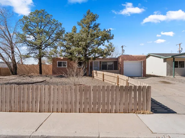 901 Carol St NE, Albuquerque, NM 87112