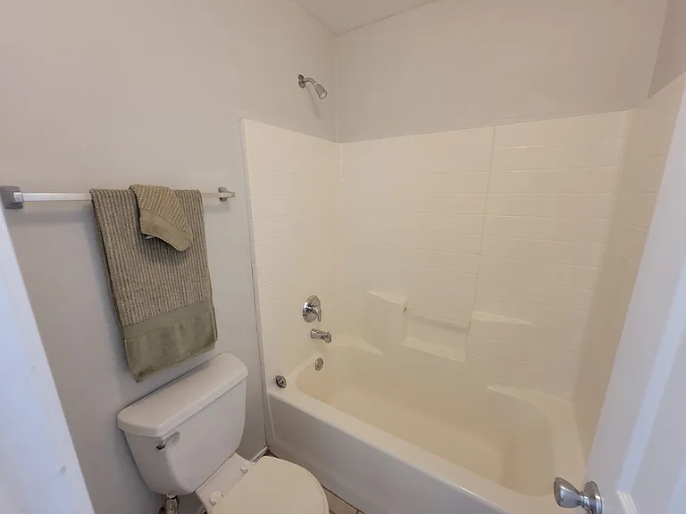 7409 Brent Way — Photo 9