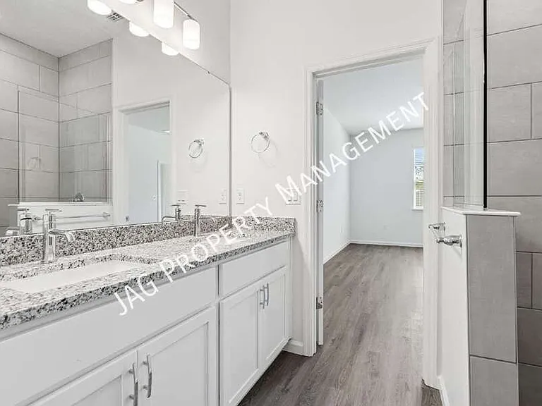 2613 Hagoplan Ave SW — Photo 14