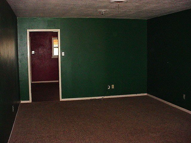 2nd image of 1916 Lynn St