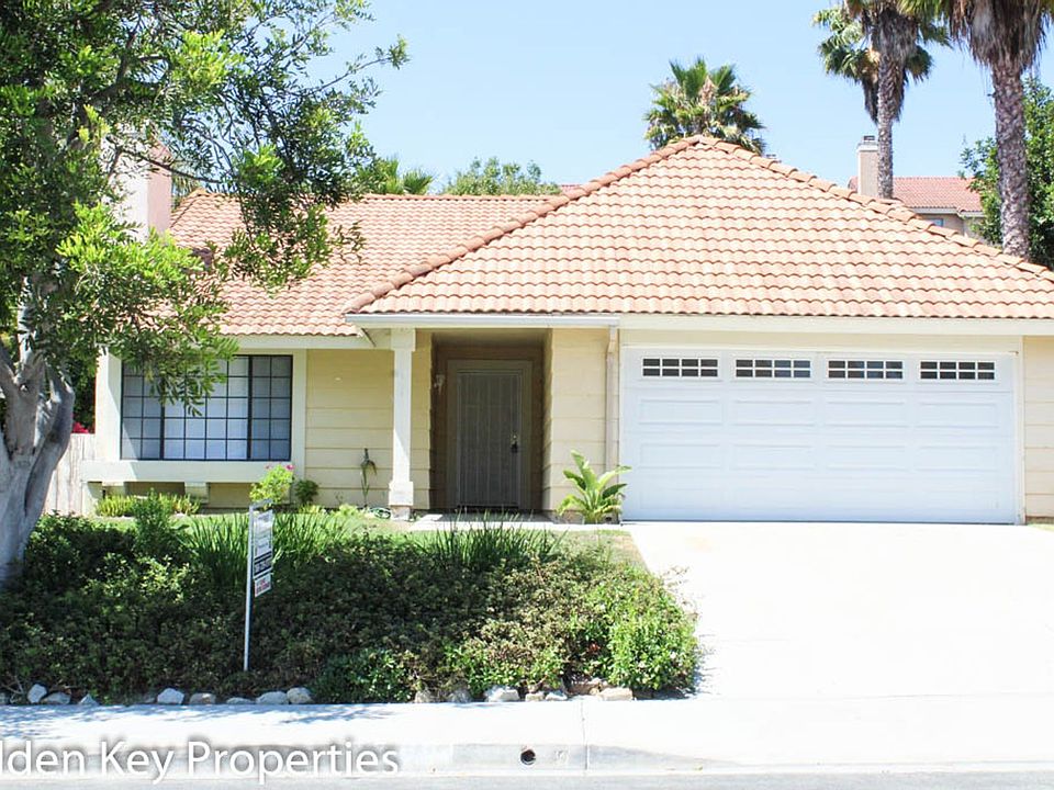 1st image of 3858 Cornell Dr