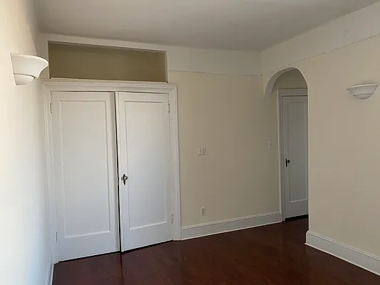 Rented by Compass | media 12