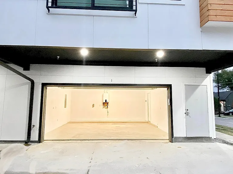 4223 Delano Pl #102 — Photo 15